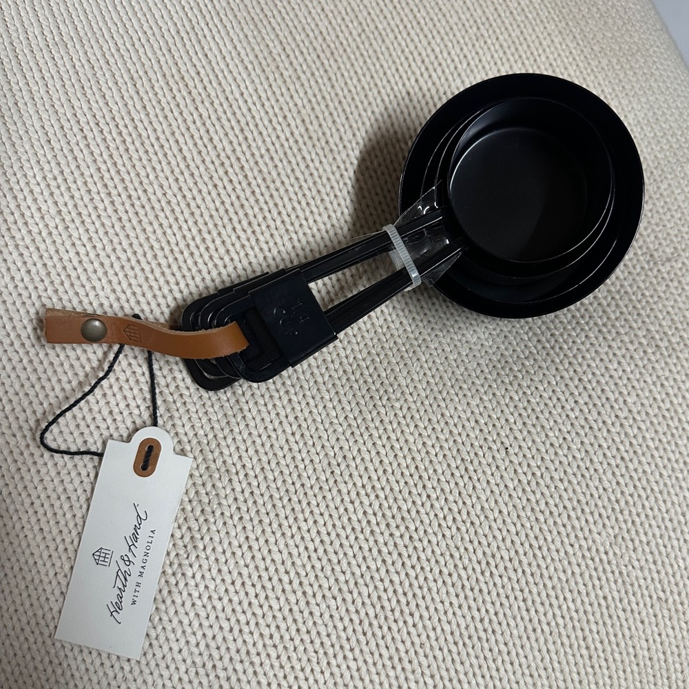 Hearth and Hand Measuring Cups